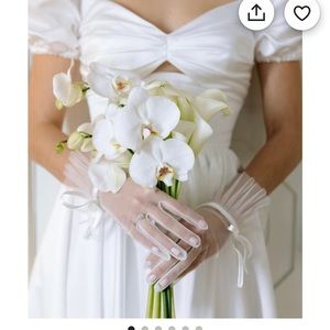 Set of Bridal Gloves